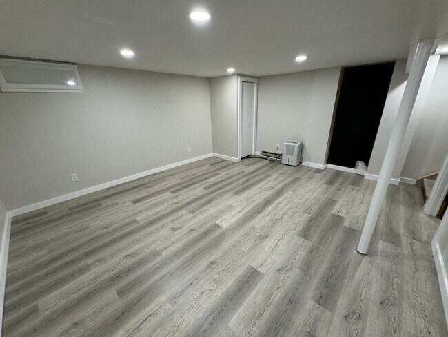 Building Photo - 5436 Borgase Ln