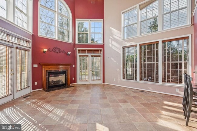 Building Photo - 21590 Merion St