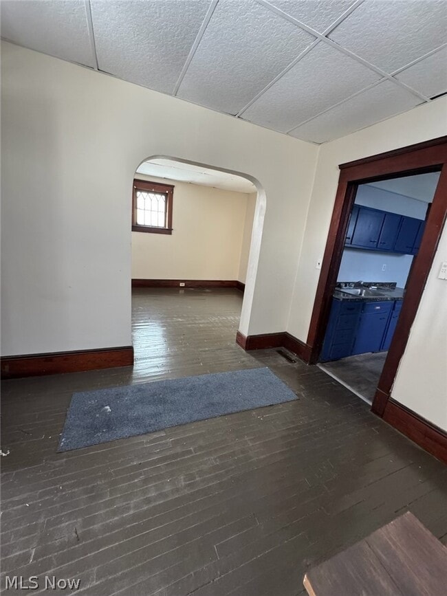 Building Photo - 3802 E 55th St