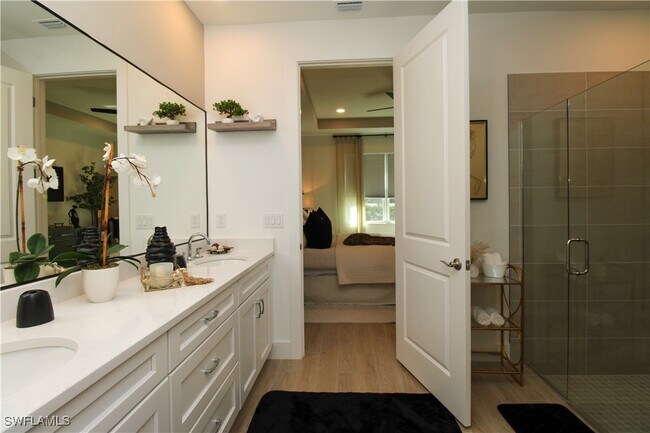 Building Photo - 8857 Oceana Wy