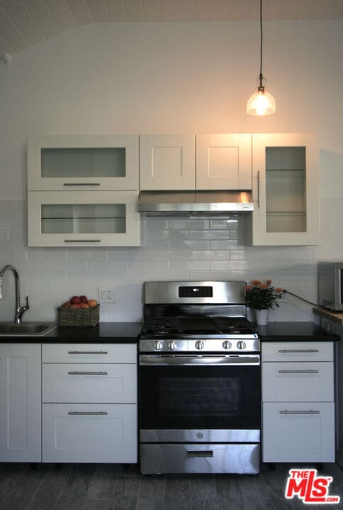 Building Photo - 13203 Dewey St