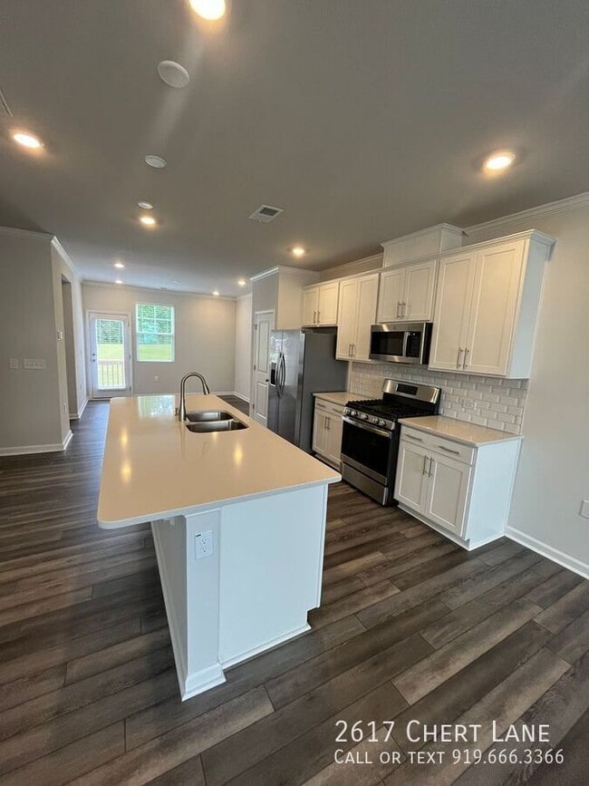 Building Photo - 2617 Chert Ln