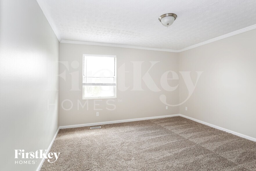 Building Photo - 560 Corral Gate Ct