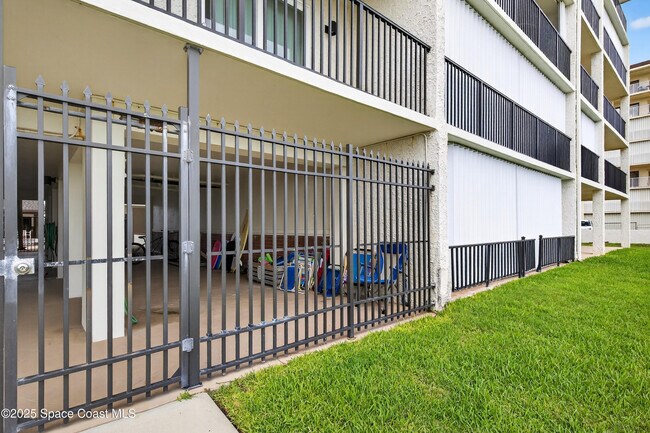 Building Photo - 383 N Atlantic Ave