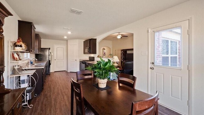 Building Photo - 4322 Cat Tail Wy