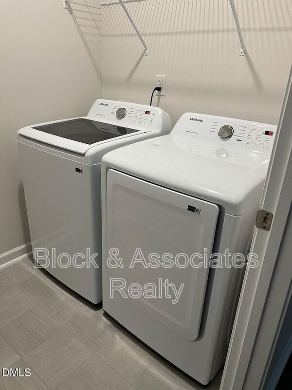 Building Photo - 51 Blue Aspen Dr