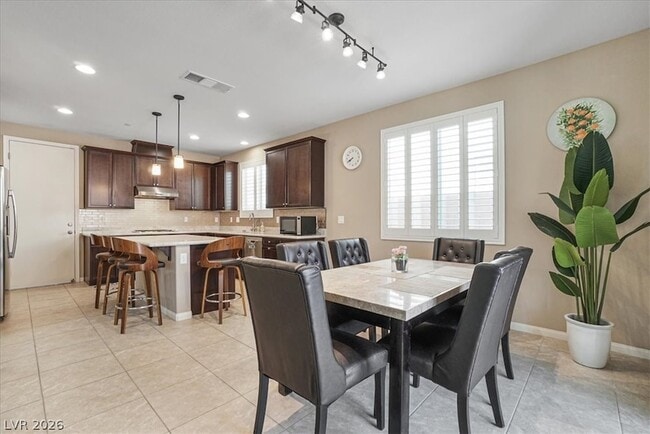 Building Photo - 1428 Ozzie Smith Ave