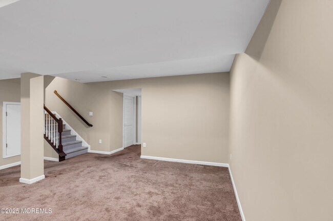 Building Photo - 12 Coral Place