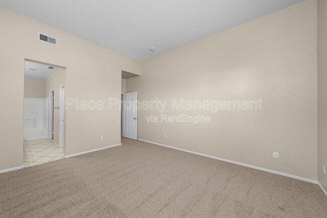 Building Photo - 6223 Avenida De Las Vistas
