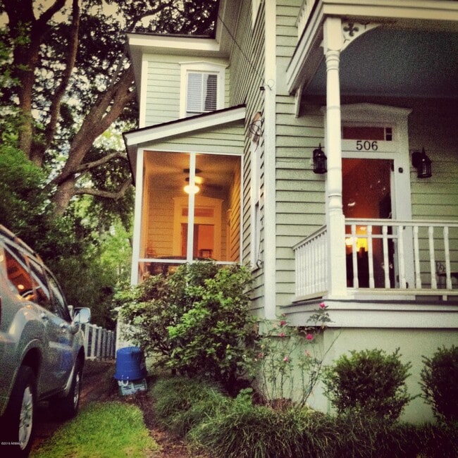 Building Photo - 506 Craven St