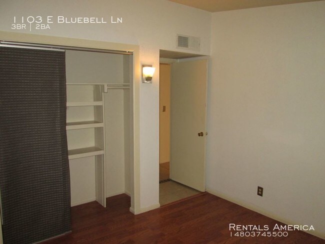 Building Photo - NO HOA!