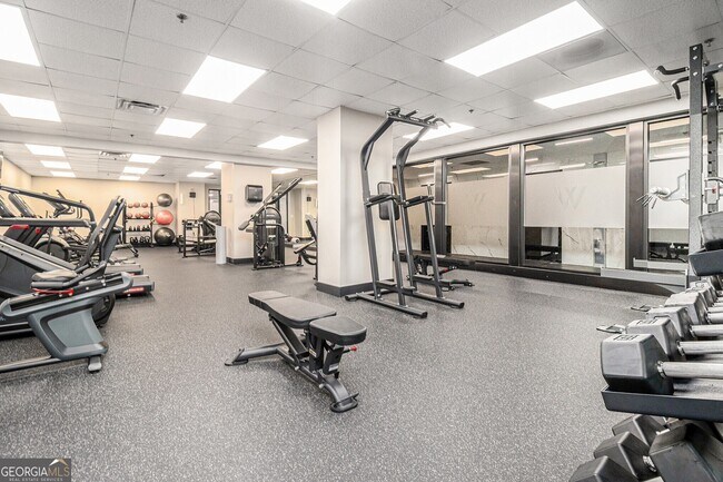 Building Photo - 620 Peachtree St NE