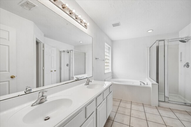 Building Photo - 5606 Cozy Terrace Ln