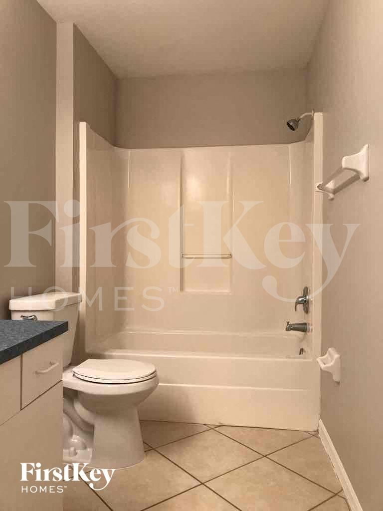 Building Photo - 4103 10th St SW