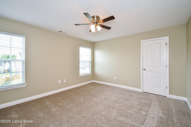 Building Photo - 10620 Brook Chase Ct