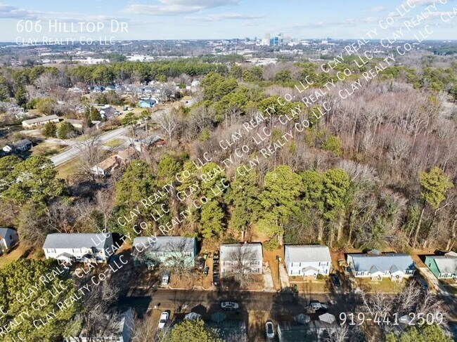 Building Photo - 606 Hilltop Dr