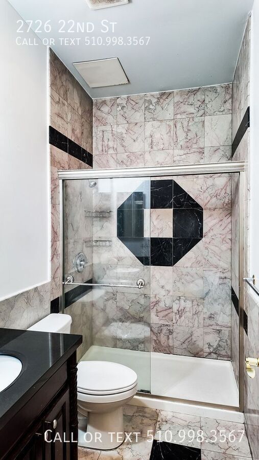 Building Photo - 2726 22nd St