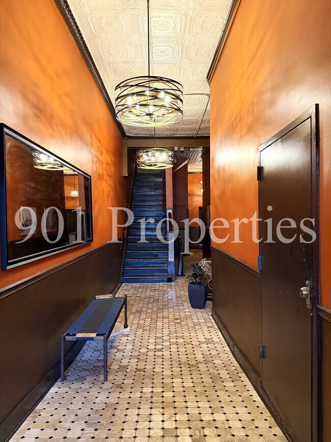 Building Photo - 66 S Front St