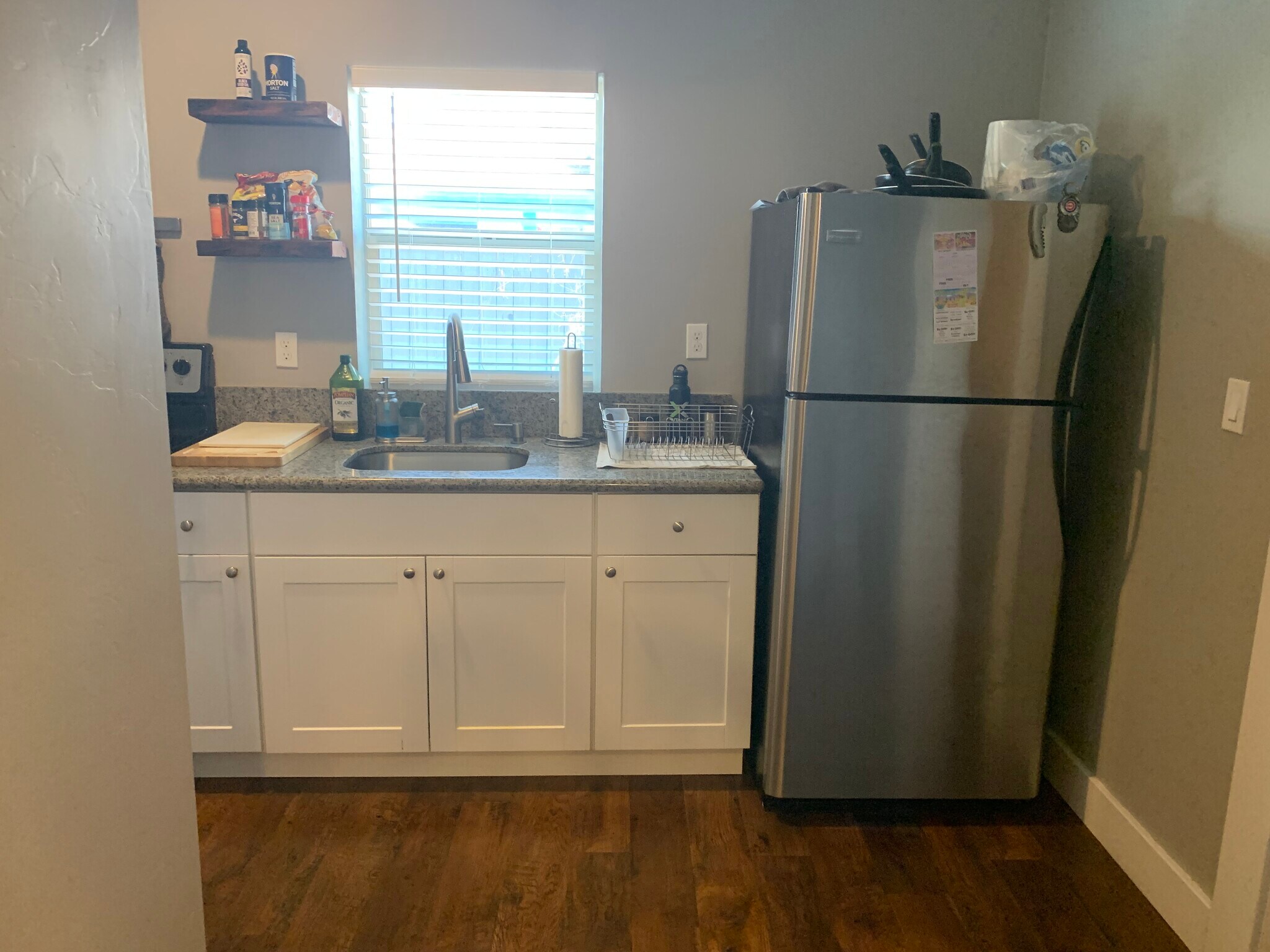 Building Photo - 114 N jacobus ave