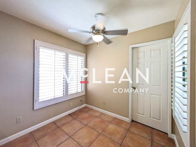 Building Photo - 2 Bedroom 2 Bathroom in South Palm Desert ...