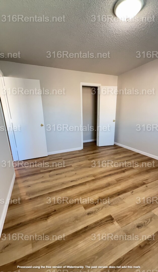 Building Photo - $675 - COMING SOON! SECTION 8/ Housing Voucher approved 2 bedroom / 1 bathroom - Newly remodeled ...