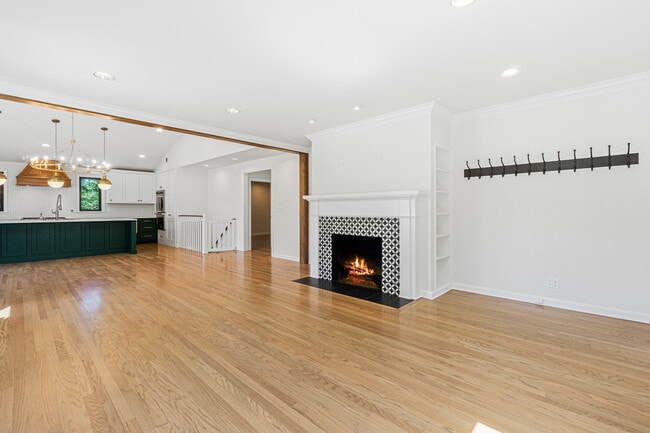 Building Photo - 3238 NE 94th St