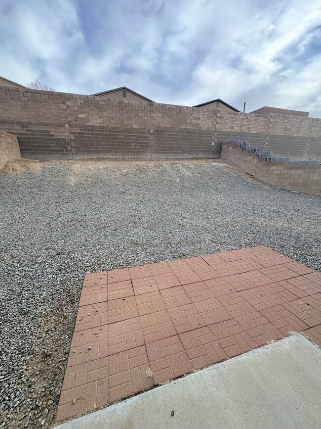 Building Photo - 1848 Gallinas Rd