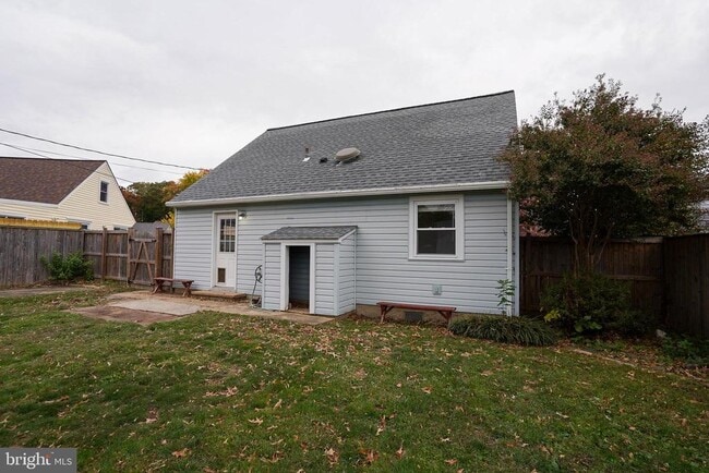 Building Photo - 115 Stevens Rd