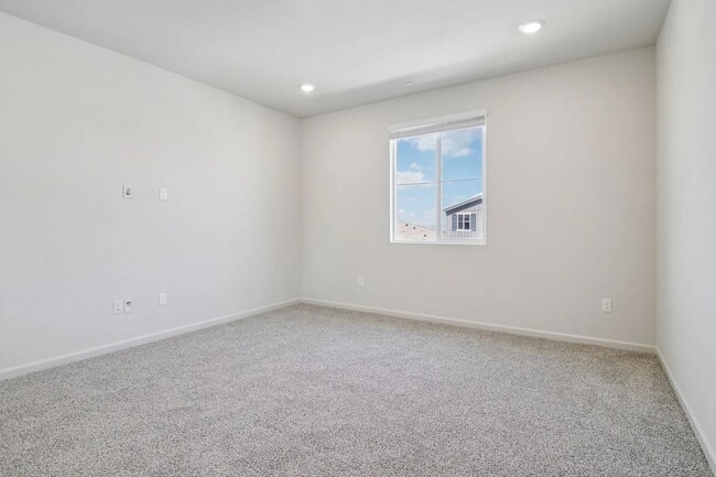 Building Photo - 4202 Markovich Ct