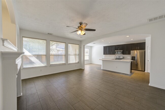 Building Photo - 82 W Twinvale Loop