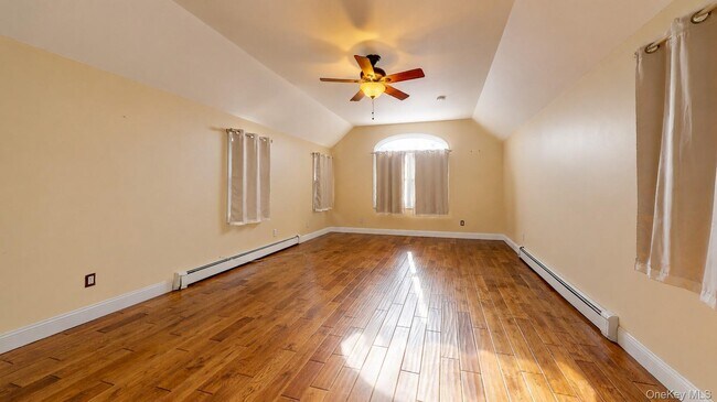 Building Photo - 712 Parsonage St