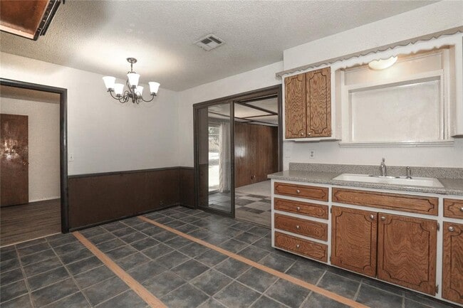 Building Photo - 24 SW 54th St