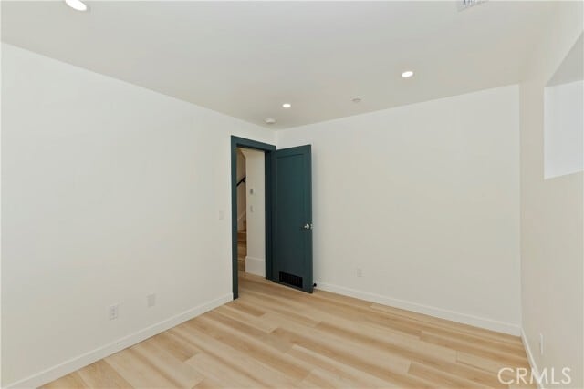 Building Photo - 441 Oriole Dr