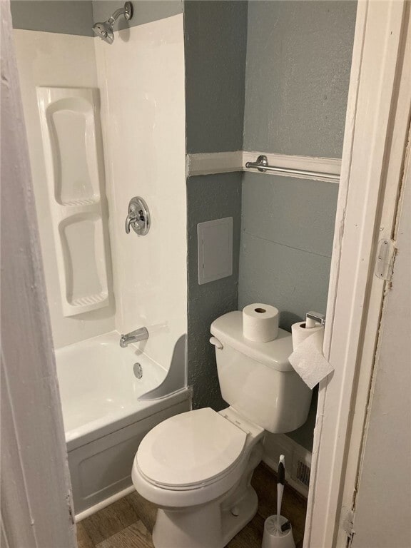 Building Photo - 15 Cutler St