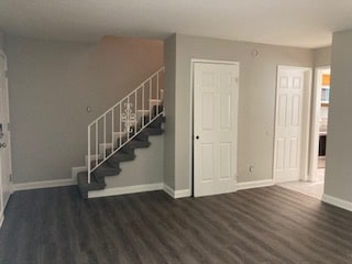 Building Photo - 6140 Gloria Dr