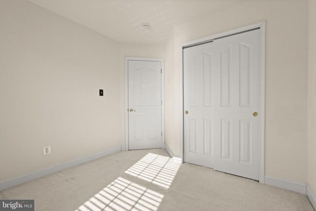 Building Photo - 618 Berwick Ct