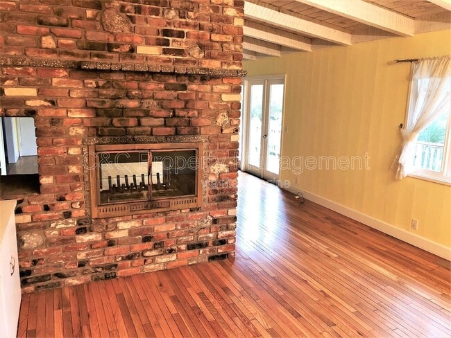 Building Photo - 3750 Whitman Cir