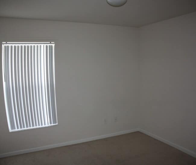 Building Photo - 4095 SW 51st Ct