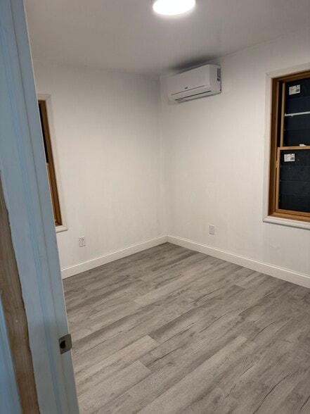 Building Photo - 36 Catskill Ave