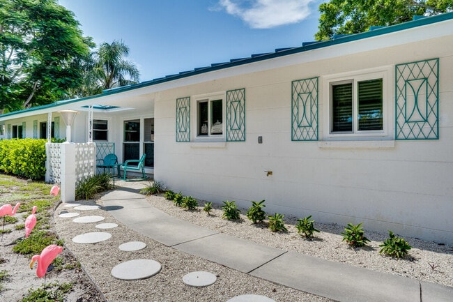 Building Photo - 2945 Upper Tangelo Dr