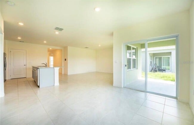 Building Photo - 1274 Red Hl Rd