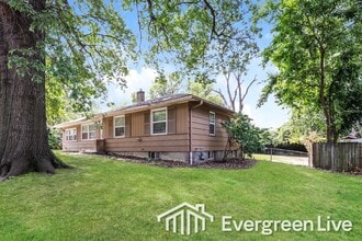 Building Photo - 9512 Bennington Ave