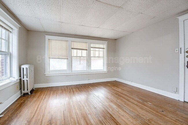 Building Photo - 513 Prospect Ave