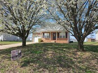 Building Photo - Near Tiny Town Rd! Close to Exit 1!