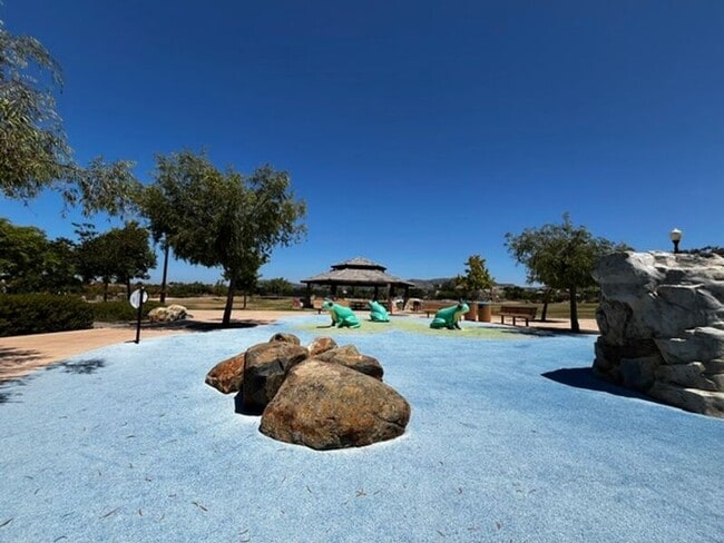 Building Photo - 16755 Coyote Bush Dr