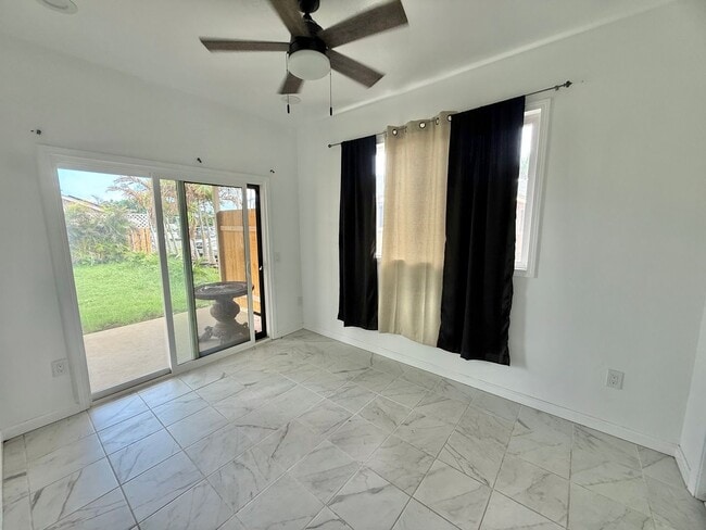 Building Photo - Newly Upgraded - 2 Bedroom / 1 Bathroom House In Waiehu For Rent! Pet friendly!