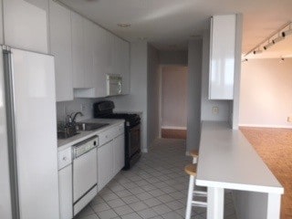 Kitchen - 2324 Madison Rd
