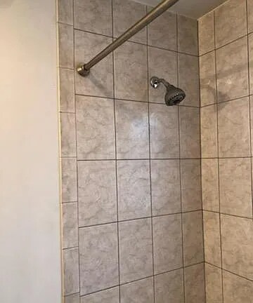 Building Photo - 122 Barton Ave