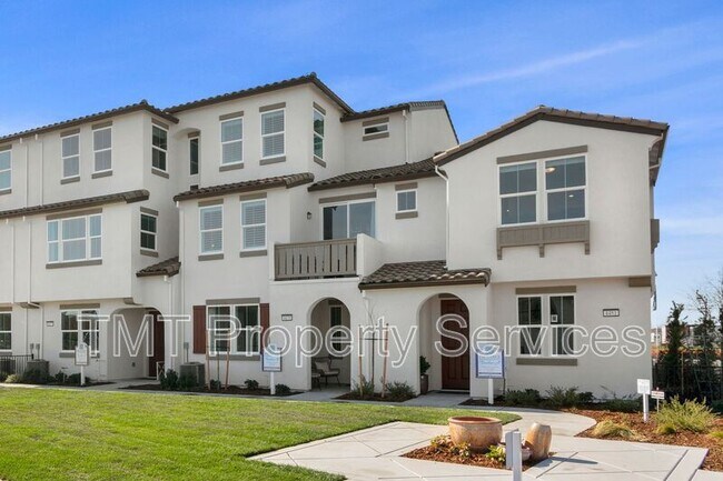 Building Photo - 4429 Rhone Walk