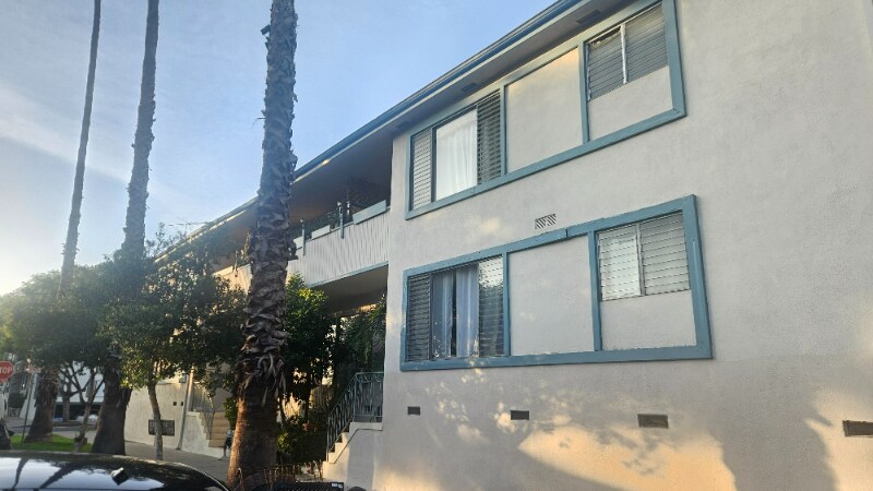 Building Photo - 8315 Clinton Ave